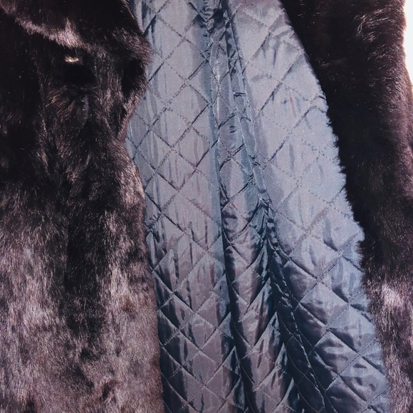 Vintage 1940’s Rabbit Fur Coat - Picture 4 of 7